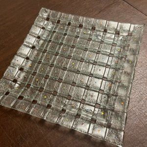 Glass serving dish